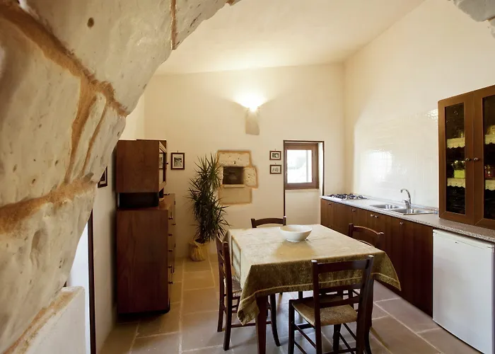 מלון Masseria Costarella