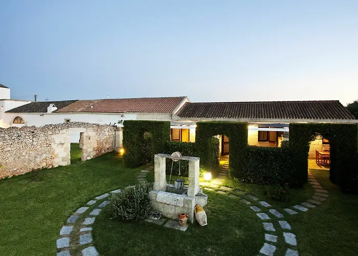 מלון Masseria Costarella *