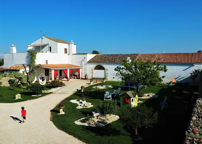 Masseria Costarella מלון מלנדוניו